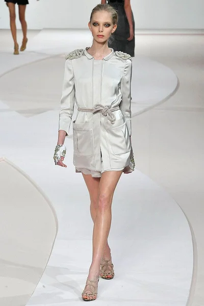 Look 6